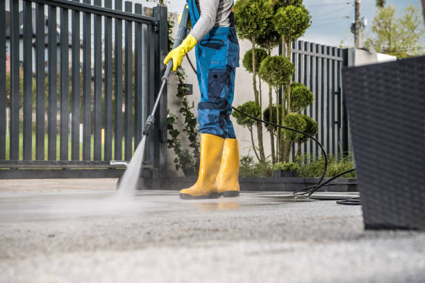 Why Choose Our Certified Pressure Washing Experts for Your Project Needs in La Cygne, KS?